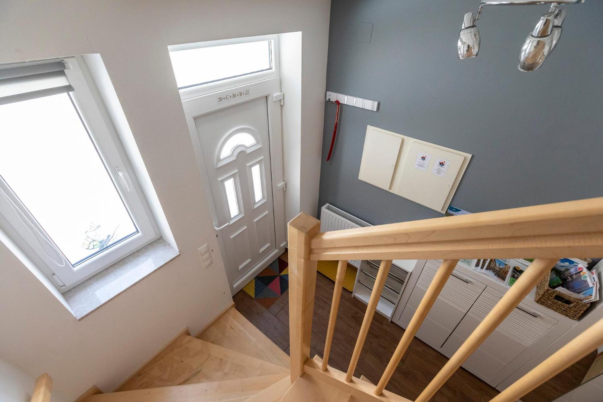 Park Apartman Sarrod Eksteriør billede