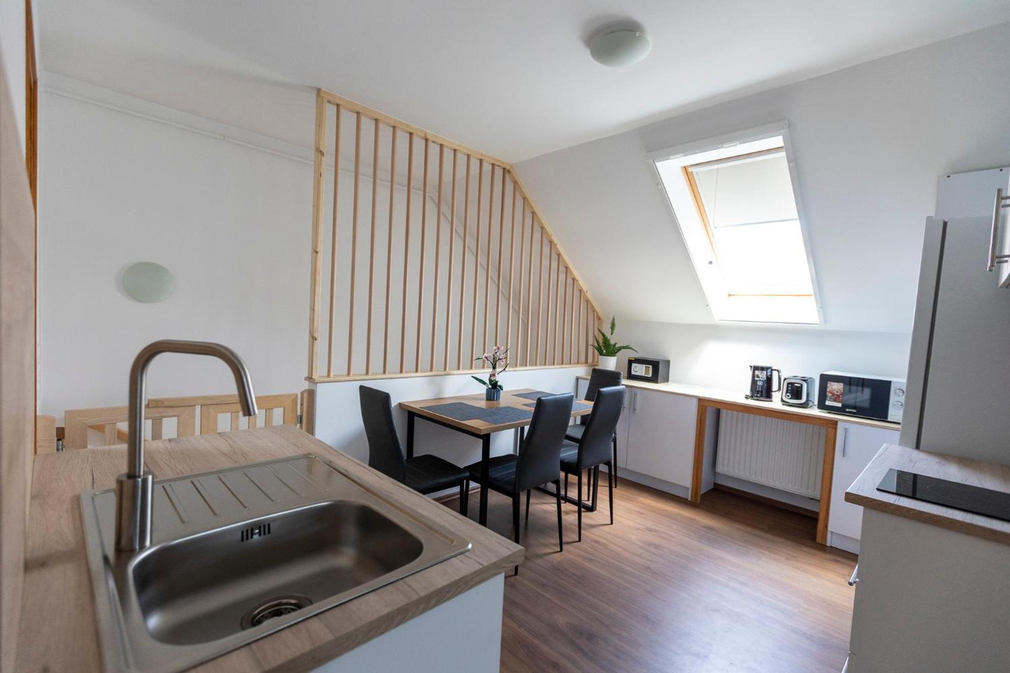 Park Apartman Sarrod Eksteriør billede