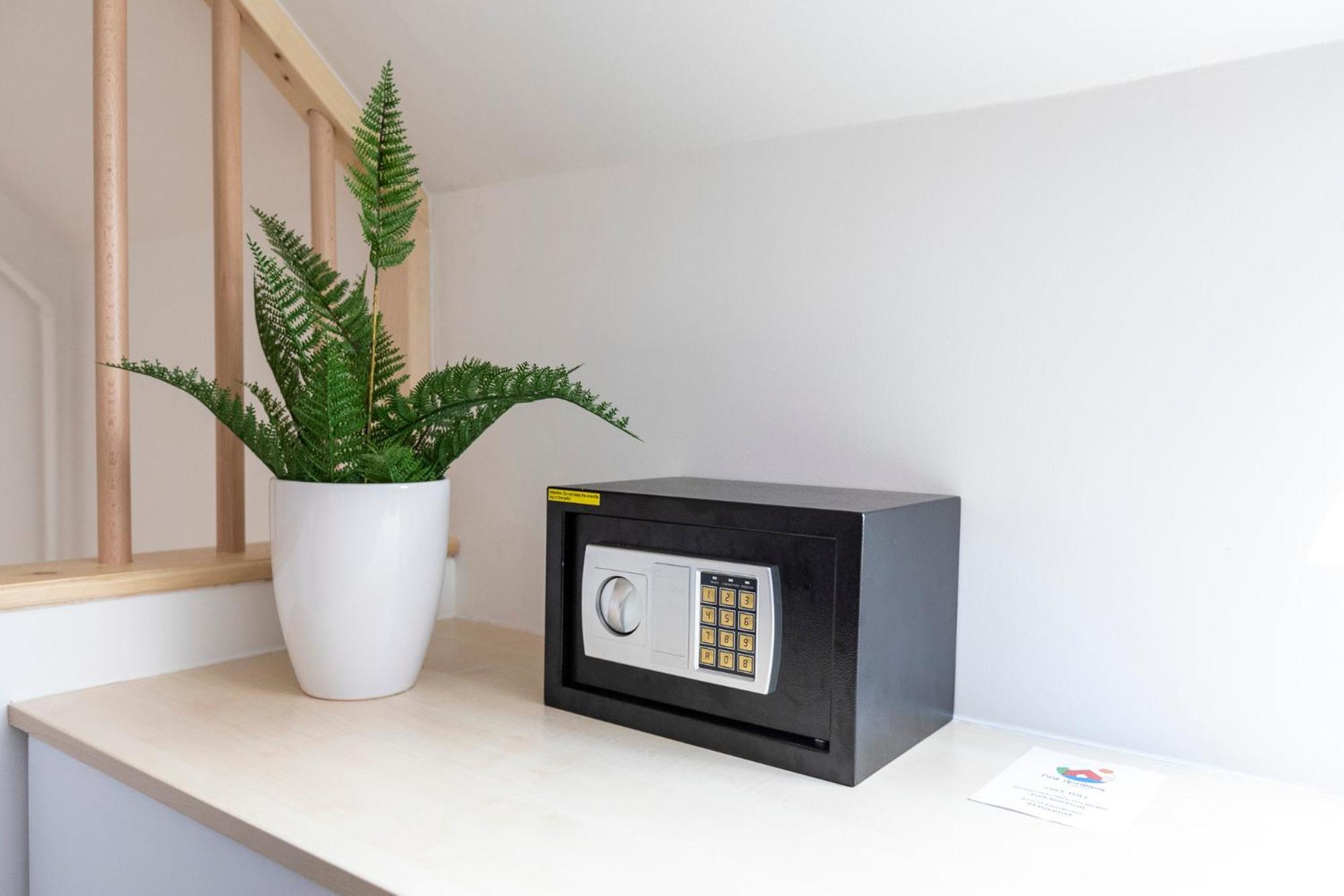 Park Apartman Sarrod Eksteriør billede