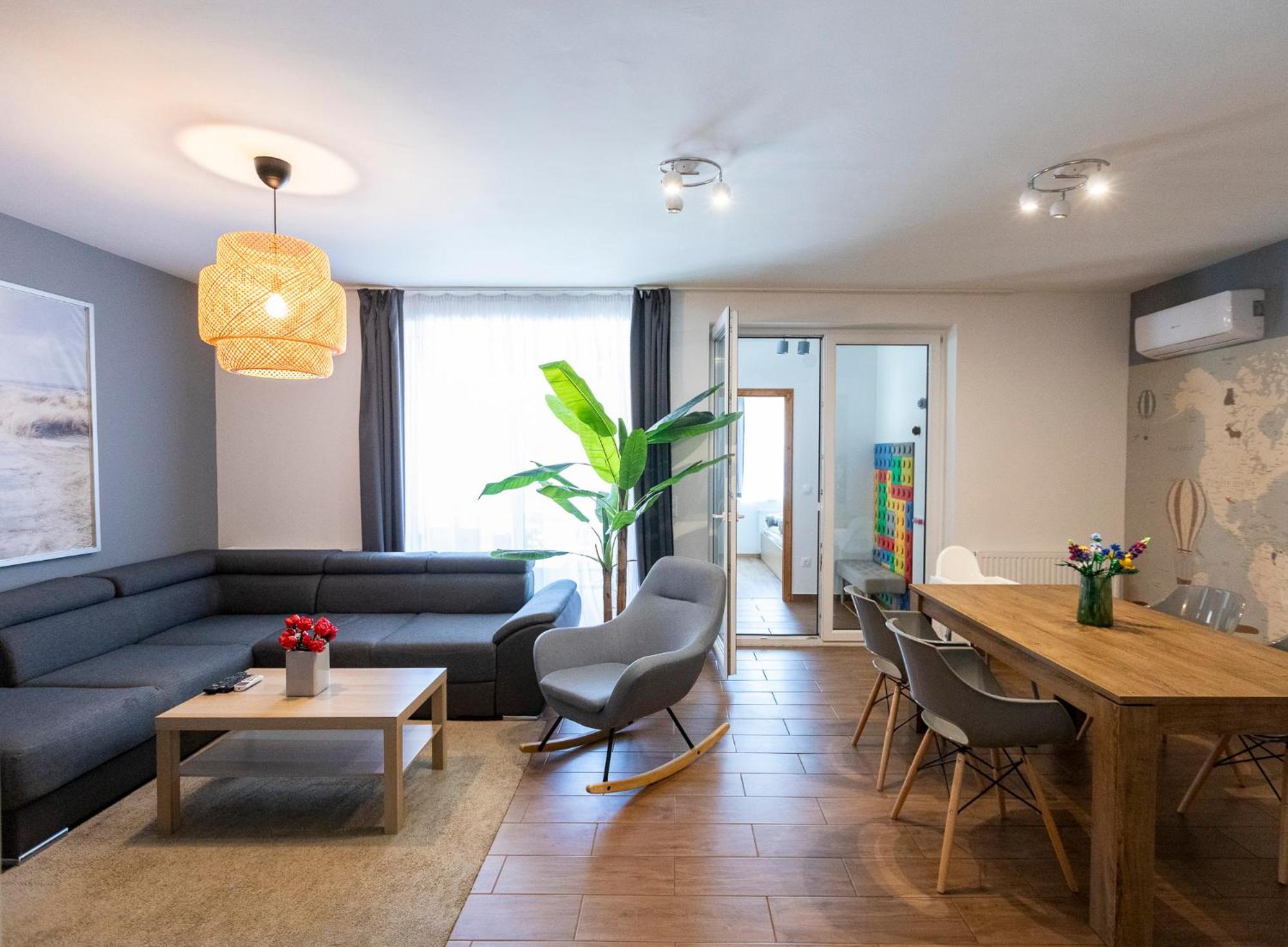 Park Apartman Sarrod Eksteriør billede