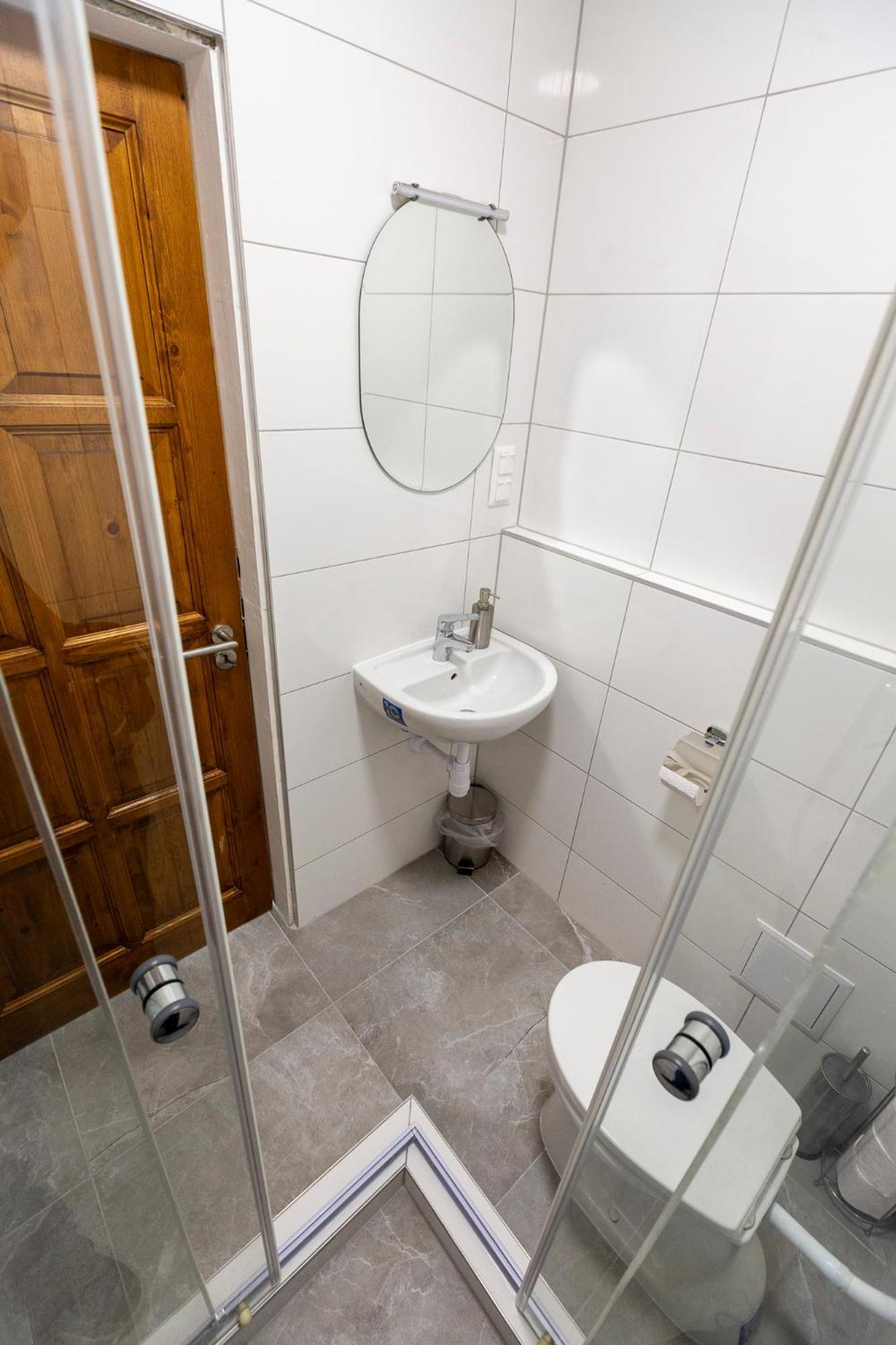 Park Apartman Sarrod Eksteriør billede